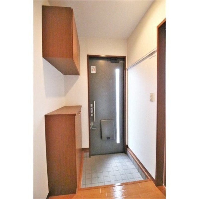 玄関　図面と現状に相違がある場合には現状を優先