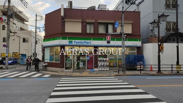 コンビニ　ファミリーマート 荒川尾竹橋店（コンビニ）まで217m