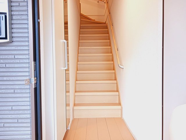 玄関　収納もある玄関です