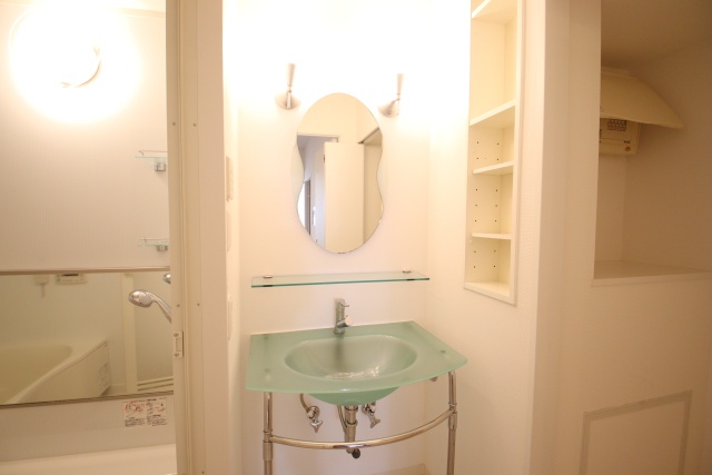 洗面設備　※別室の参考写真の為、現況優先です。