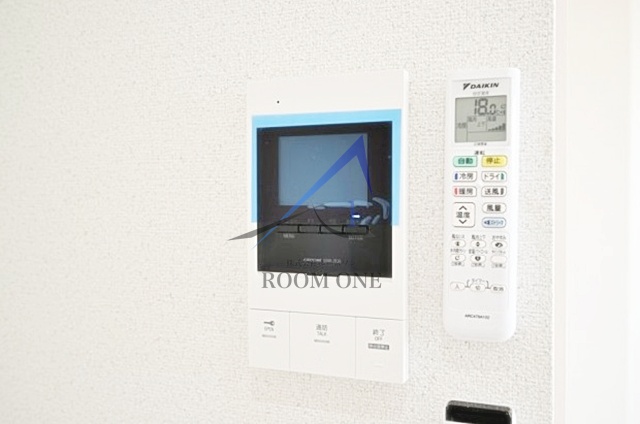 セキュリティ　モニター付きインターホンです。