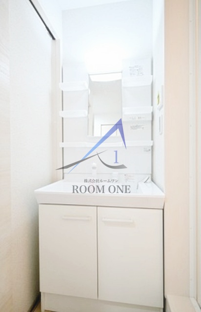 洗面設備　洗面台です。