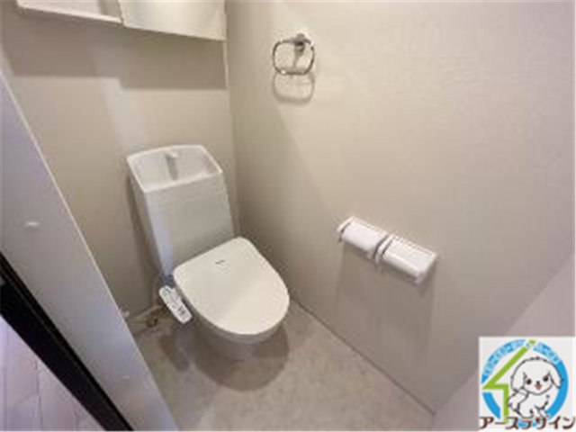 トイレ　※同施工メーカーイメージ写真