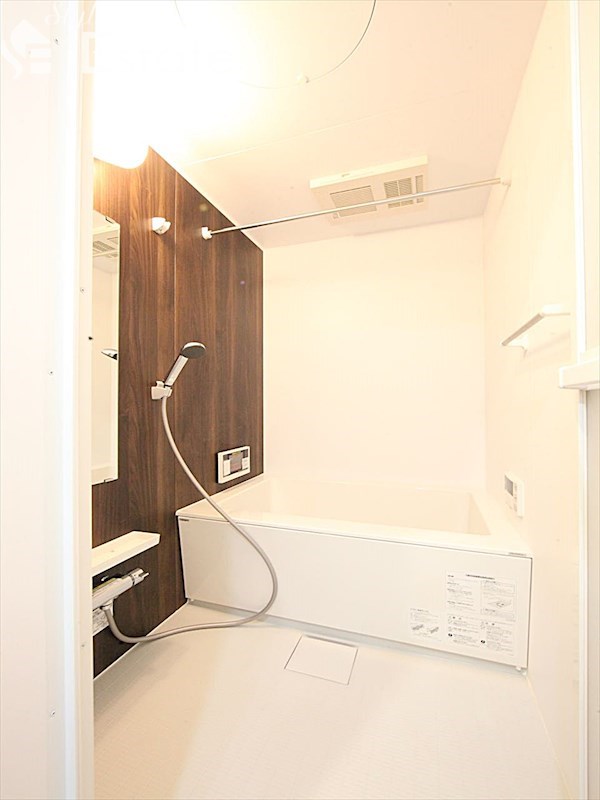 バス・シャワールーム　バスルーム