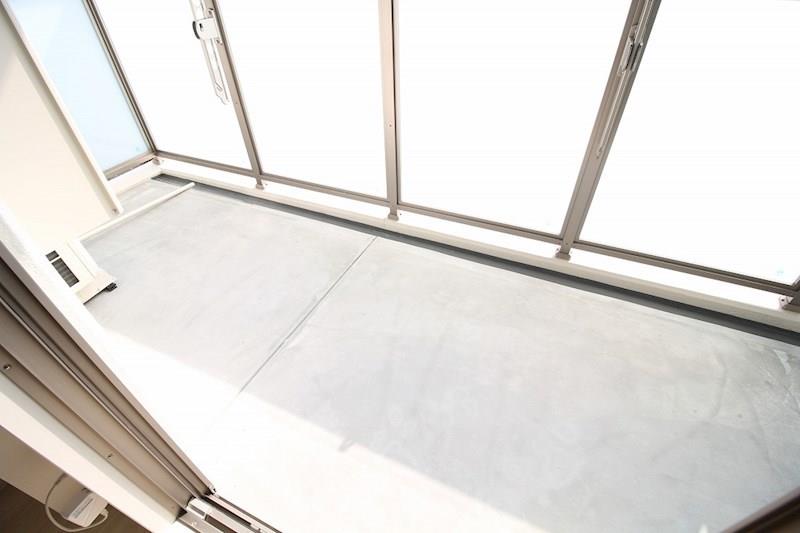 バルコニー　南向きのバルコニーです