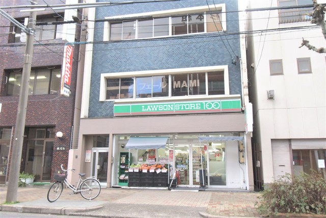 コンビニ　ローソンストア１００　ＬＳ金山（コンビニ）まで210m