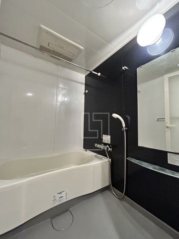 バス・シャワールーム　レジディア心斎橋ウエスト　浴室