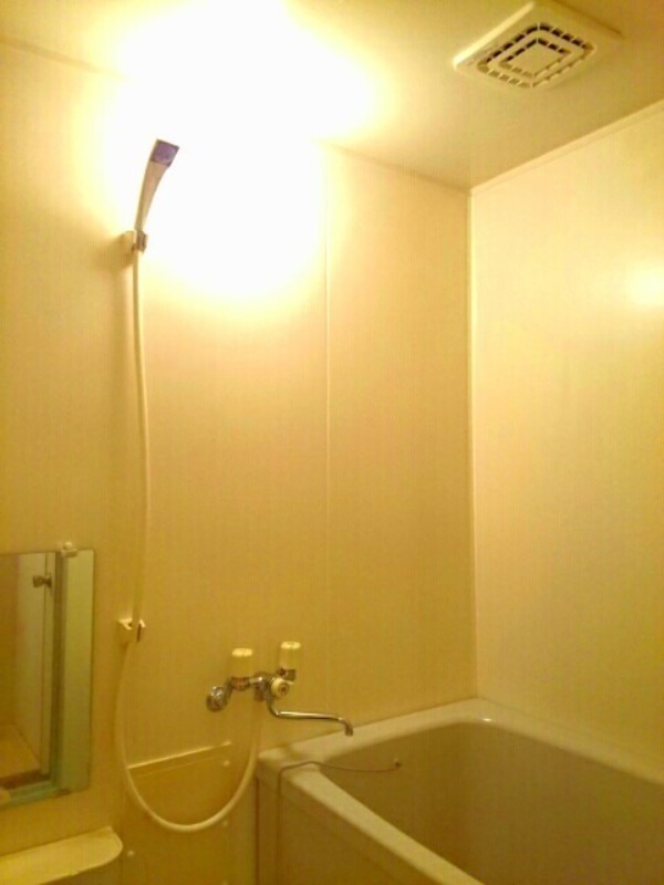 バス・シャワールーム　図面と現状に相違がある場合には現状を優先