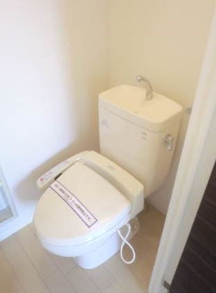 トイレ　冬でも暖かくなりますね！