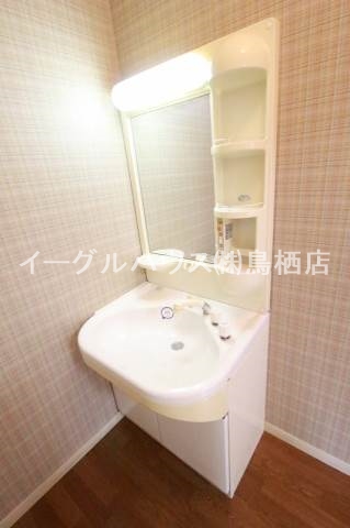 洗面設備　別部屋写真使用