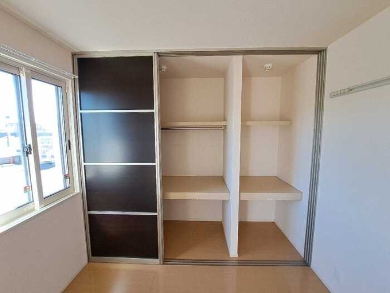 収納　図面と現状に相違がある場合には現状を優先