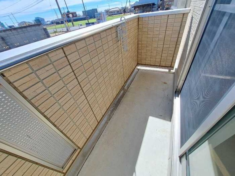 バルコニー　図面と現状に相違がある場合には現状を優先