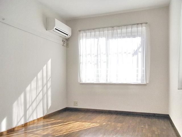 その他部屋・スペース　★洋室６帖・エアコン完備★