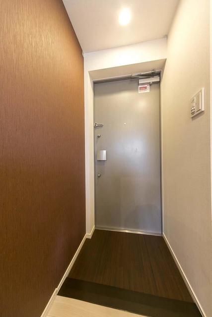 玄関　※写真は同タイプ住戸です。