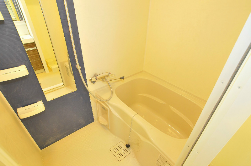 バス・シャワールーム　バスルーム