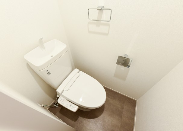 トイレ　別部屋参考写真