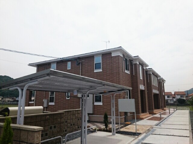 建物外観　Nスタイルホームにお任せ下さい♪