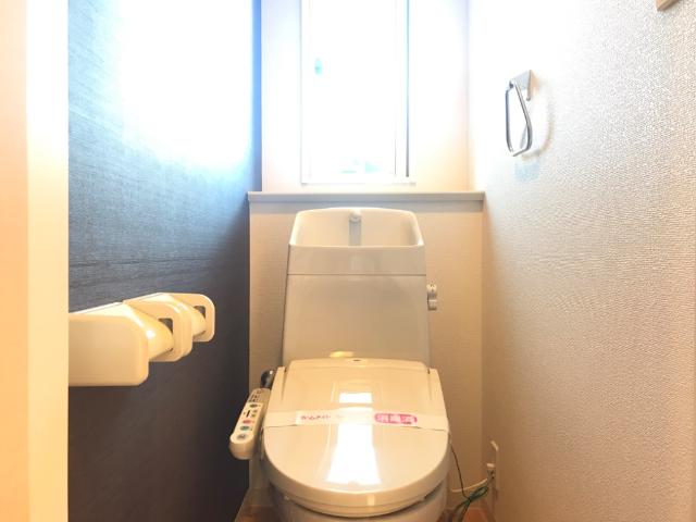 トイレ　シャワー付トイレ