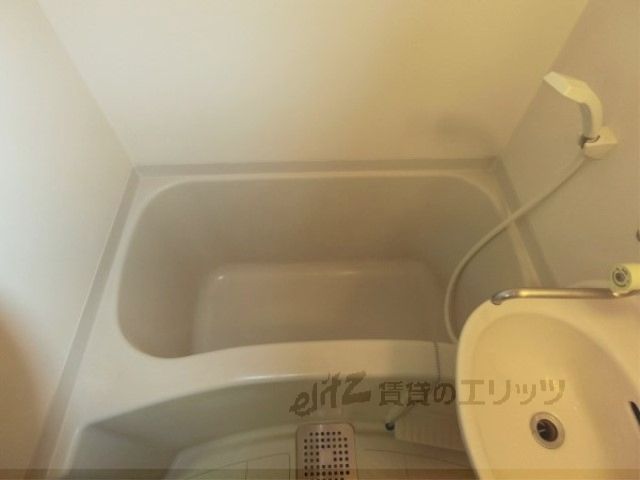 バス・シャワールーム　風呂