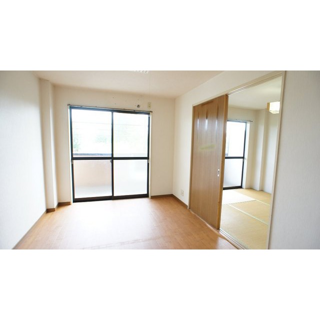 居室・リビング　同仕様タイプ