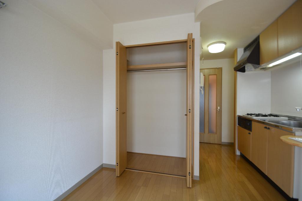 収納　クローゼット