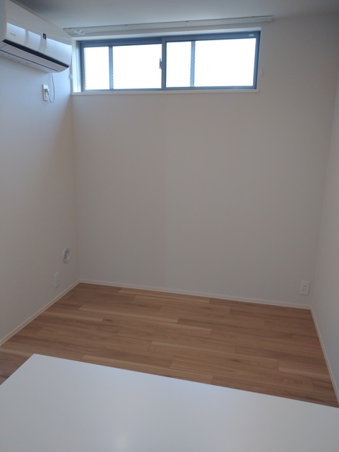 その他部屋・スペース　★エアコンは合計２基あり★