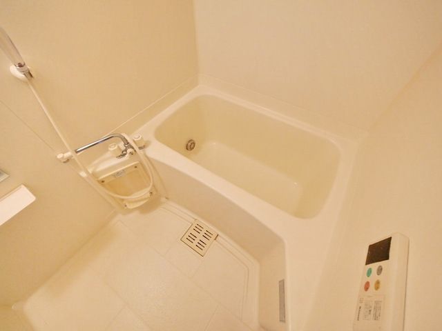 バス・シャワールーム　★お部屋探しはタウンハウジング稲田堤店まで★