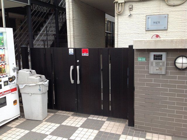 セキュリティ　オートロックゲート付き。