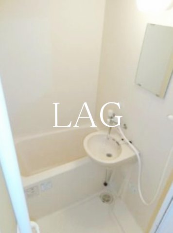 バス・シャワールーム　お風呂です。
