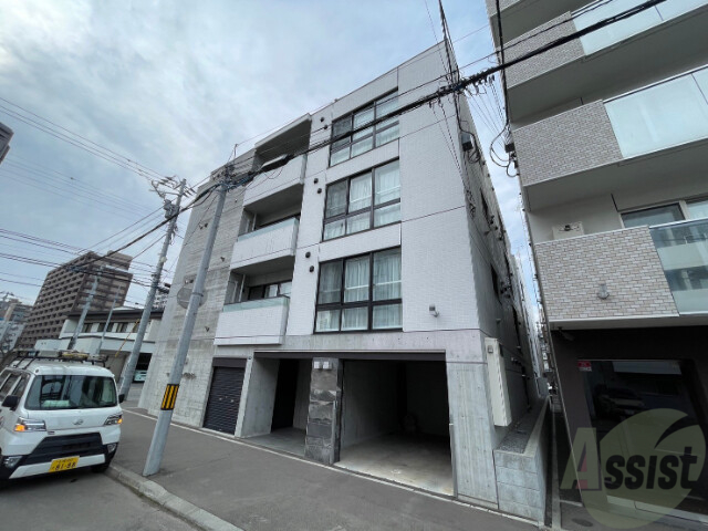 建物外観　札幌市中央区北４条西「アオアクア円山Ｎ４」