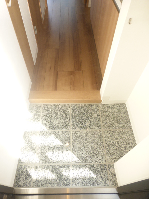 玄関　参考写真