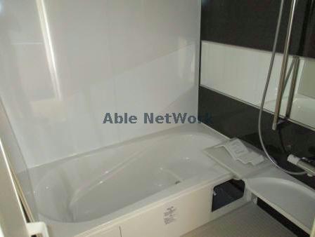 バス・シャワールーム　追炊き機能付きバス