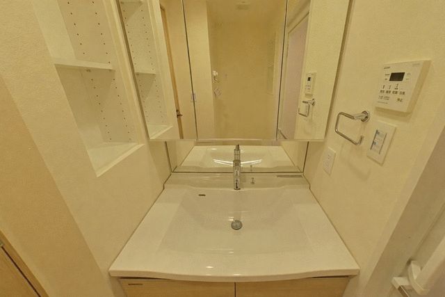 洗面設備　参考写真