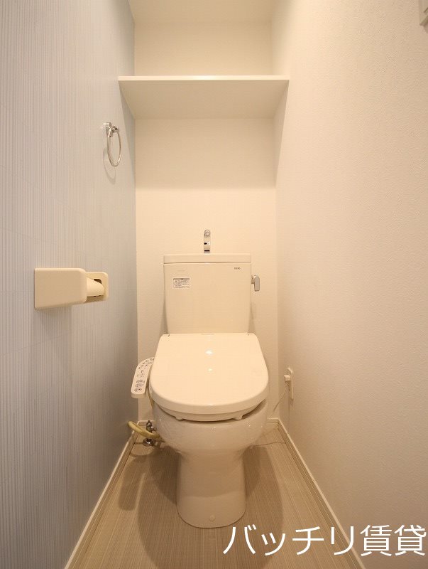 トイレ　同型タイプの為、現状を優先致します。
