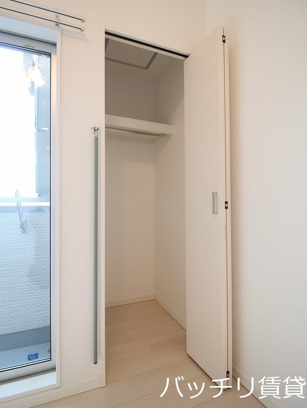 収納　同型タイプの為、現状を優先致します。