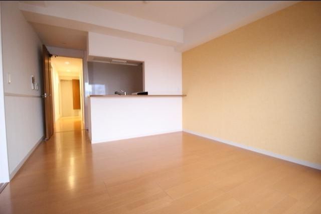 居室・リビング　広々としたリビング