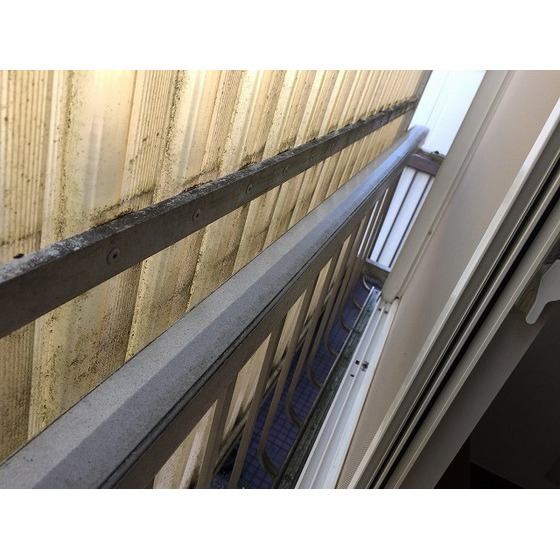 バルコニー　フラワーボックス