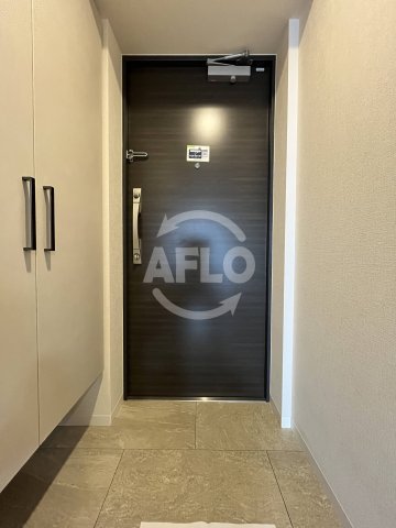 玄関　コンフォリア・リヴ新大阪Q　玄関