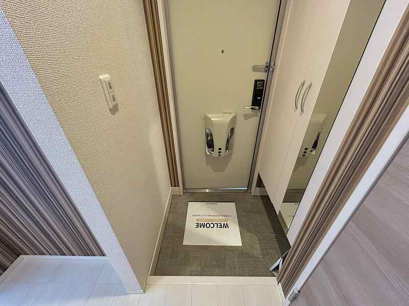 玄関　同タイプのイメージ写真です