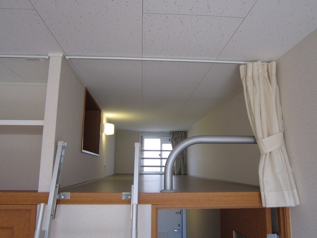 その他　梯子を上るとロフトにいけます♪