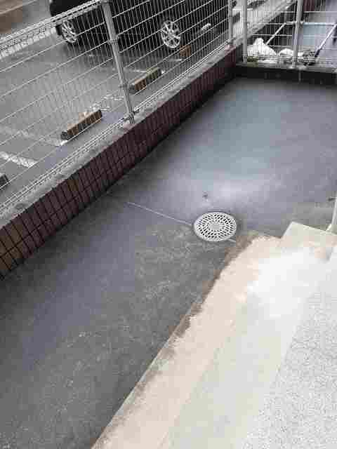 バルコニー　テラス