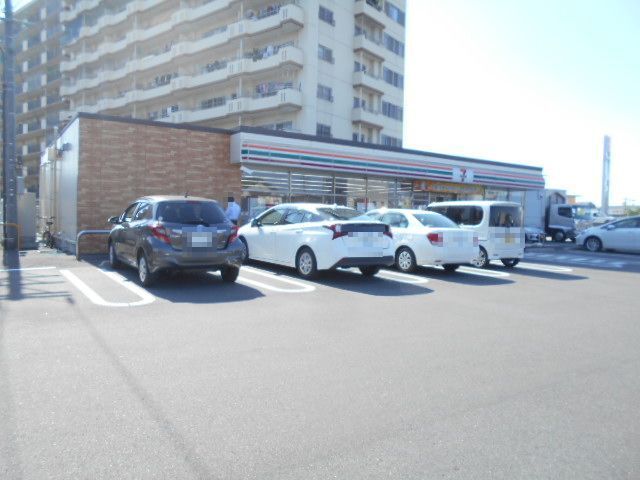 コンビニ　セブンイレブン瑞穂野白新田店（コンビニ）まで230m