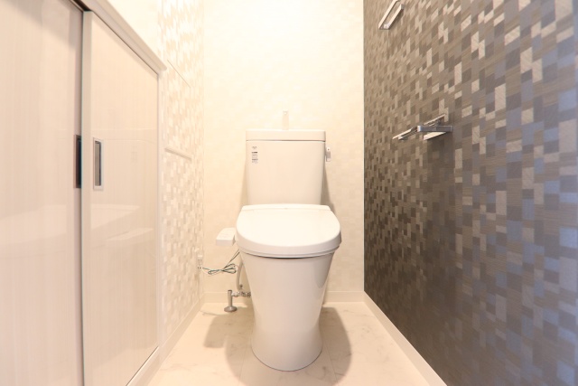 トイレ　※別室の参考写真の為、現況優先です。