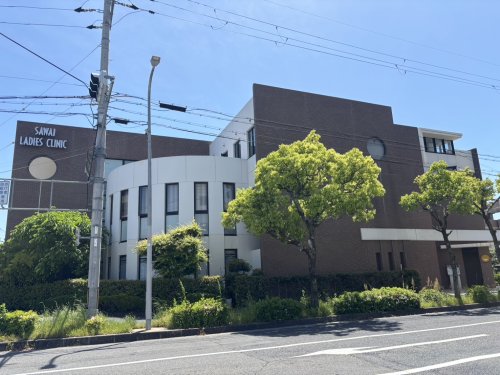 病院　澤井レディースクリニック（病院）まで157m
