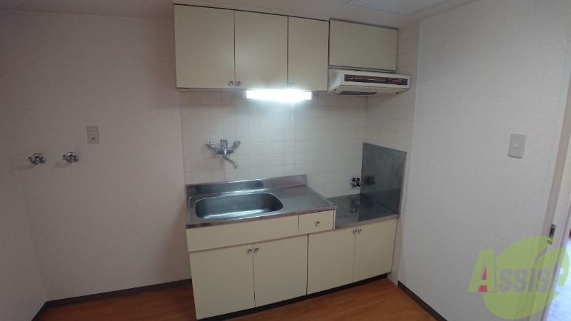 キッチン　キッチンはスペースも広々していて使いやすそうですよ！