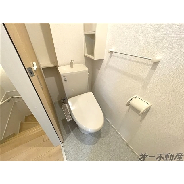 トイレ　トイレ