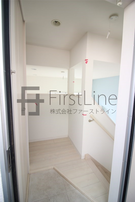 玄関　※別号室写真です