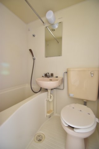 バス・シャワールーム　※別部屋参考写真※