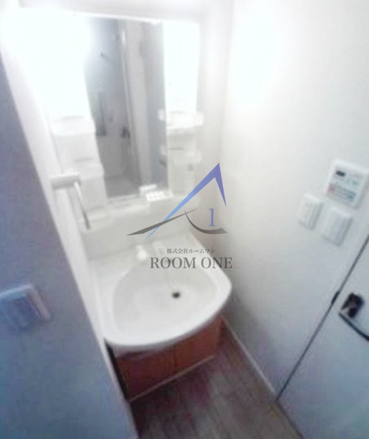 洗面設備　洗面台です。