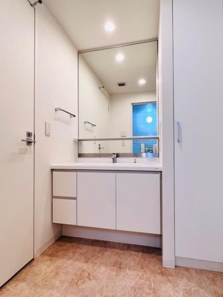 洗面設備　洗面所です